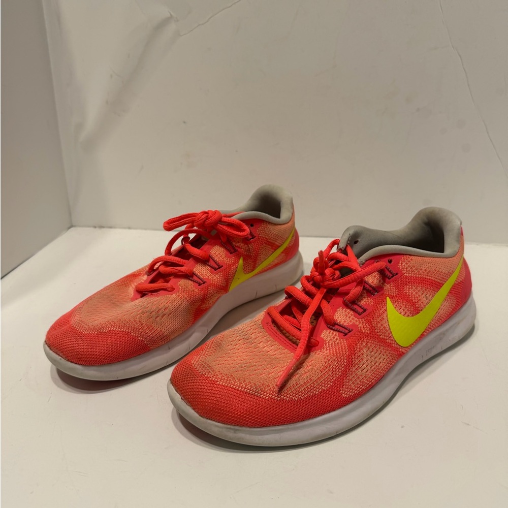 Nike Blue Athletic Shoe - Picture 3 of 7